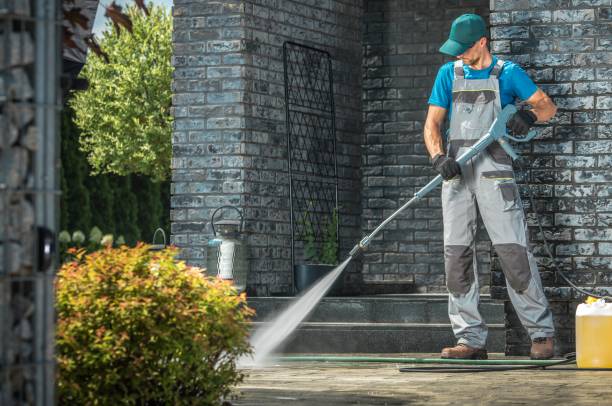 Why Choose Our Pressure Washing Services in Illinois